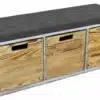 Holzbank mit Sitzmöglichkeit