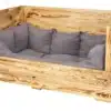 Hundesofa aus Holz