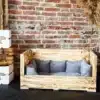 Hundesofa aus Holz