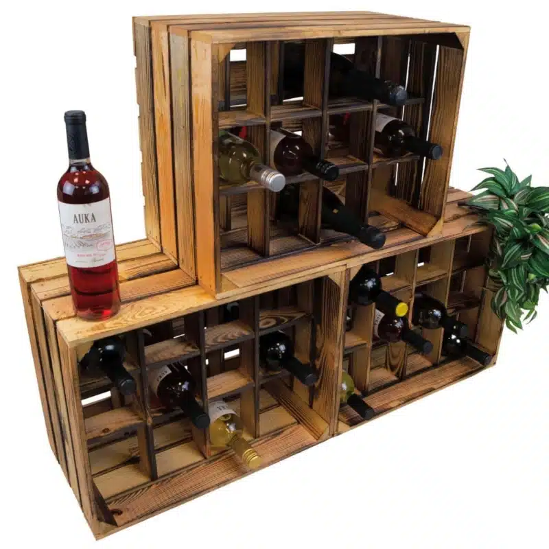 flaschenregal-aus-holz-weinkisten-weinregal-geflammt