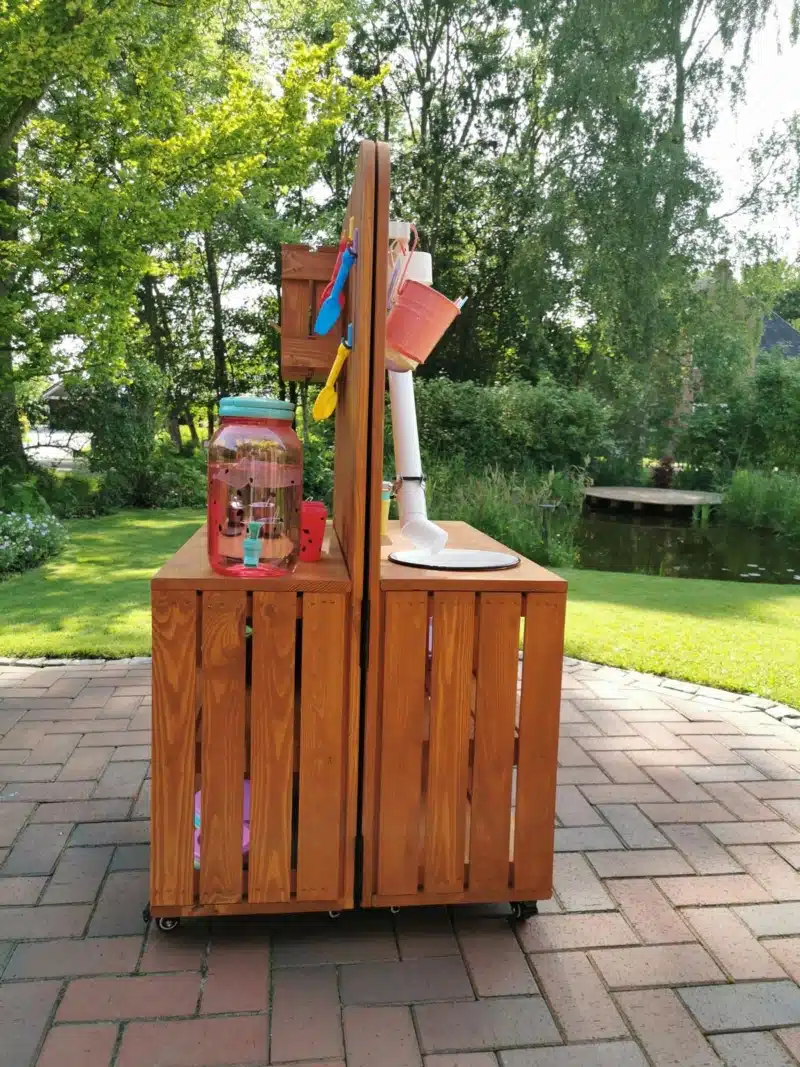 matschkuche-diy-outdoor-kinder-selber-bauen